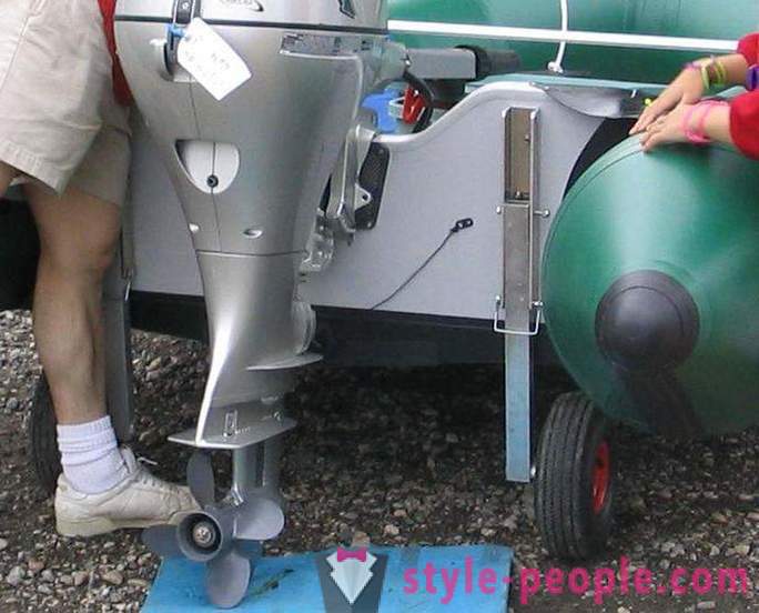 Paano trabisanyo wheels para sa PVC bangka sa kanilang mga kamay