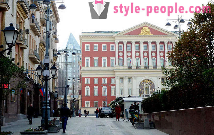 Ang gastos ng apartments sa pinakaluma Moscow mansyon