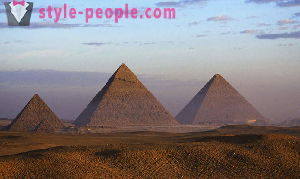 Saan sa katunayan pyramids sa Ehipto