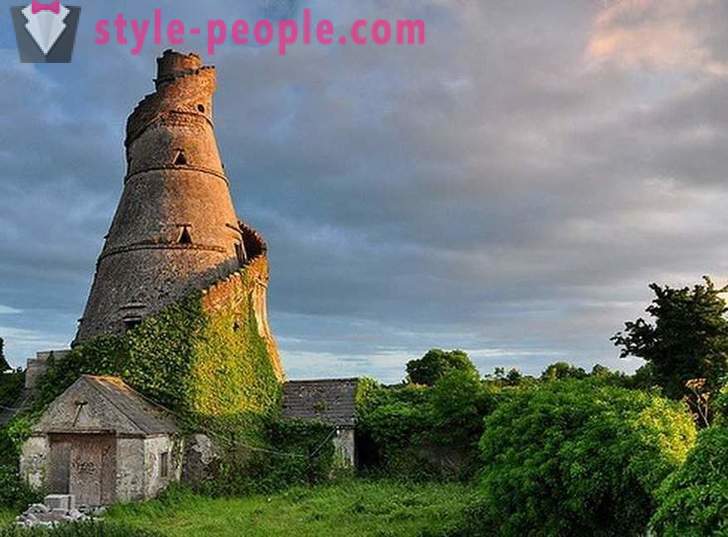 Kakaiba at hindi pangkaraniwang attractions sa Ireland