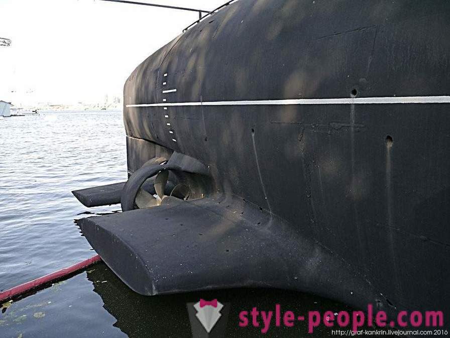 Sa katunayan isagawa submarine