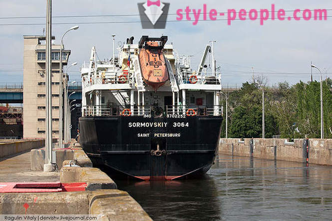 Paano gumagana ang pag-navigate lock Volzhskaya HPP