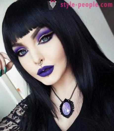 Gothic makeup: pagkakaiba-iba at mga diskarte na kasangkot sa tahanan