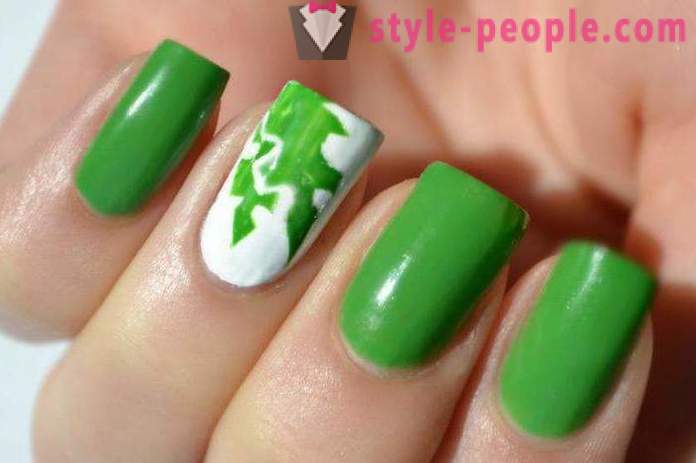 Green Manicure: paglalarawan at mga ideya