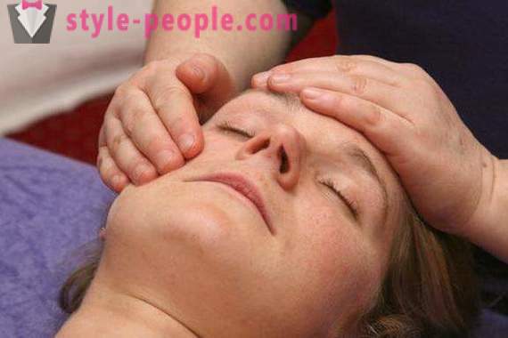 Myofascial massage ng mukha: ang pagganap ng diskarteng