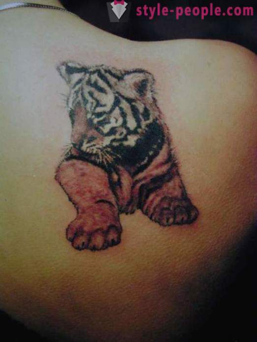 Ang pangunahing halaga ng isang tigre tattoo