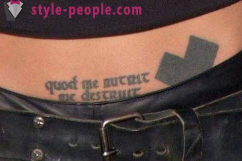 Star tattoo: Angelina Jolie