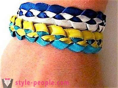 Orihinal na alahas sa kanilang mga kamay: bracelets ribbons